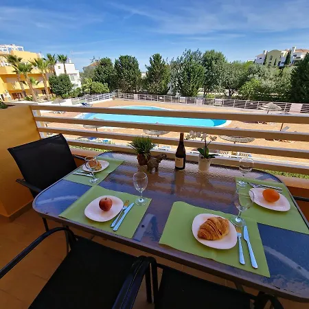 Royal Garden T2 By Yha Apartment *