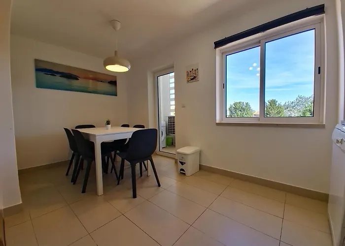 Apartament Royal Garden T2 By Yha Conceição